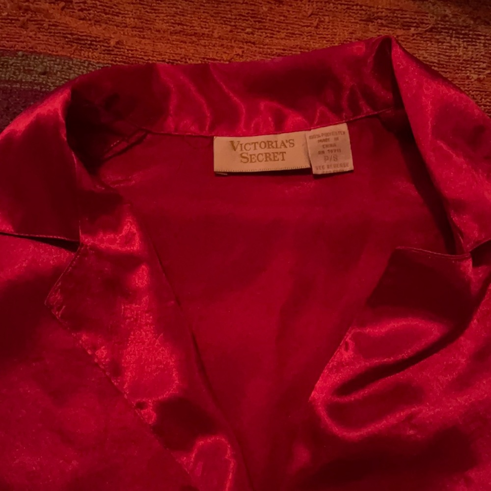 Women’s Sz Small silk Victoria”s Secret Lingerie